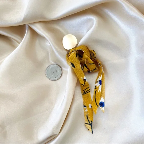 Floral Fabric Ribbon Earrings Metal Stud - Picture 6 of 12